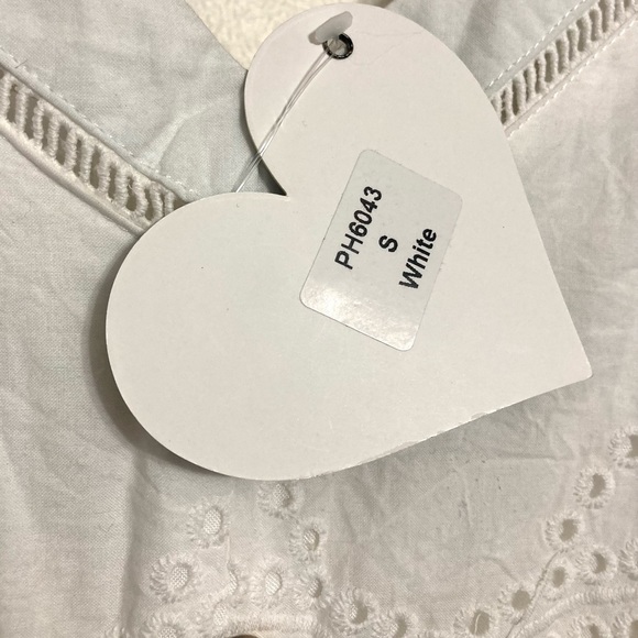 🔥SM•NWT•PAPER HEART•BEAUTIFUL WHITE EYELET LACE SUMMER DRESS🔥 - Picture 9 of 9
